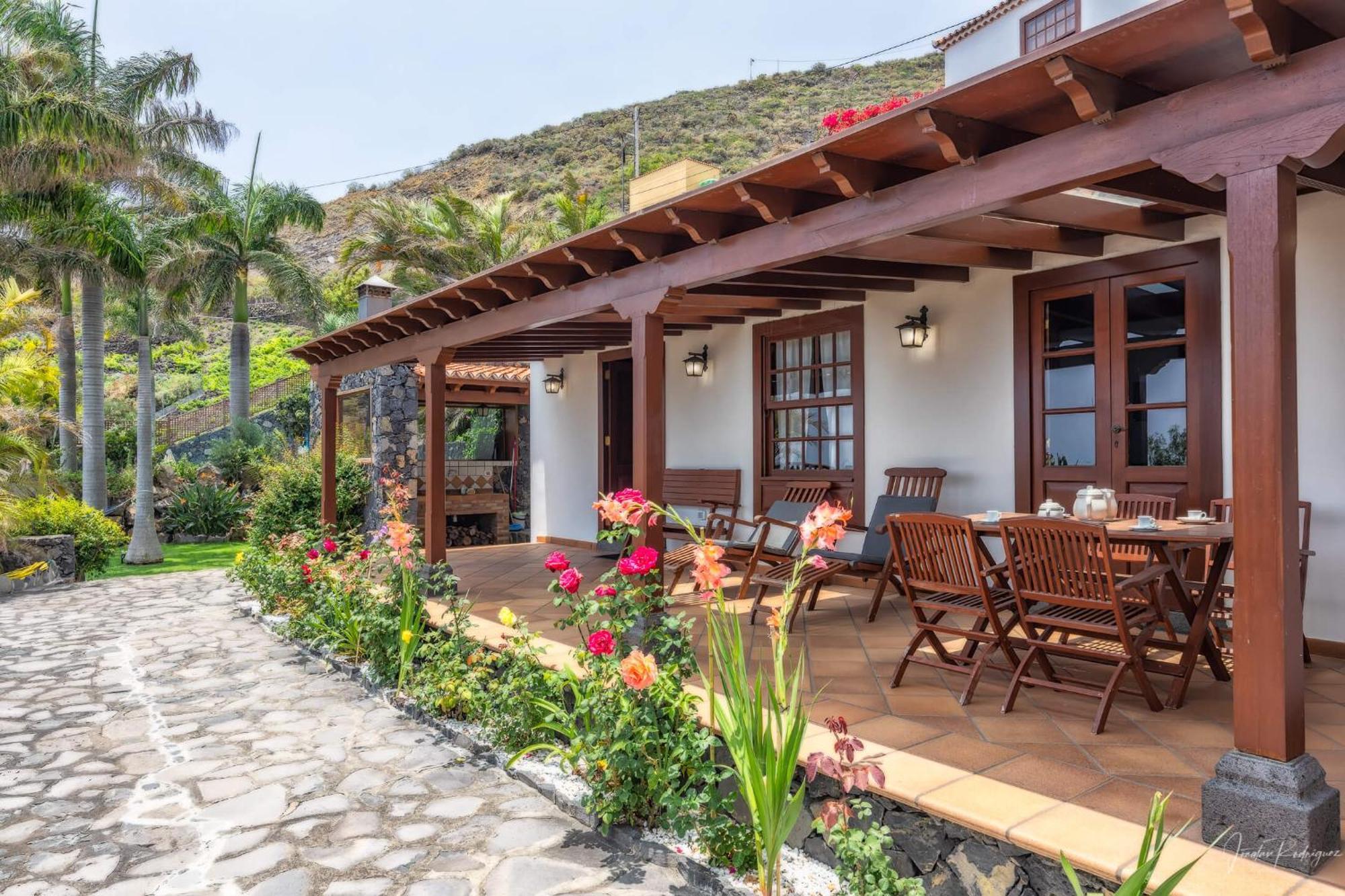 Lightbooking Los Morales Villa De Mazo Exterior photo